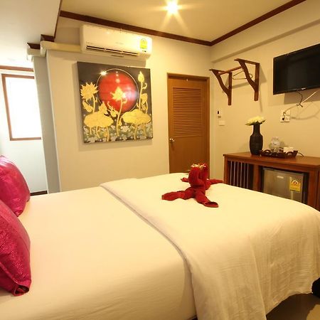 Tr Guesthouse Сукотаи Экстерьер фото